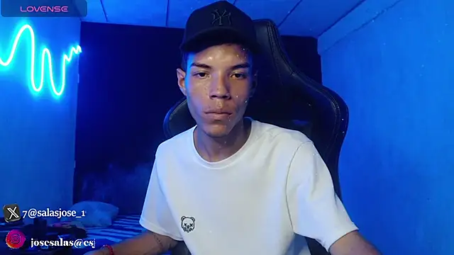 jhojan foxxx  online show from November 2025 08:19:02 PM