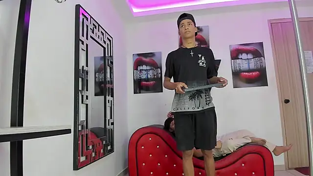 EMPIRE BOYS1 online show from November 2025 07:16:02 PM