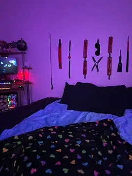 MiniMonroe online show from November 2025 09:44:02 AM