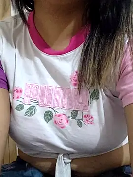 Tanha18 online show from October 2025 09:17:02 PM