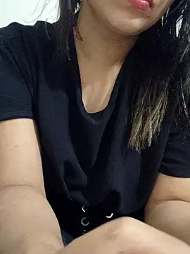 Tanha18 online show from December 2025 06:49:01 PM