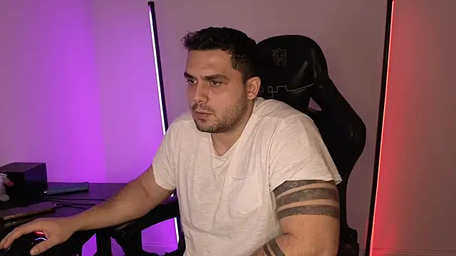 Danielbateson online show from January 2026 01:05:02 PM