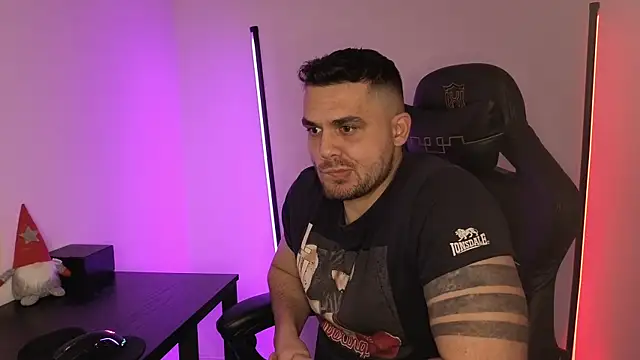 Danielbateson online show from January 2026 02:00:01 PM