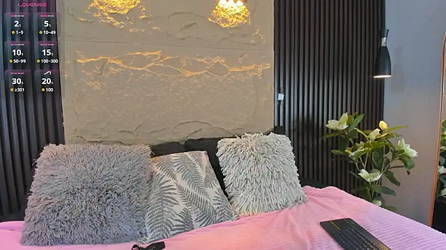 Snapshot of GenesisBlaze chatting on February 2026 07:39:02 PM GenesisBlaze online show from February 2026 07:39:02 PM