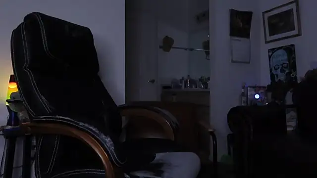 Snapshot of BellaBlueBBW chatting on March 2026 12:30:01 PM BellaBlueBBW online show from March 2026 12:30:01 PM