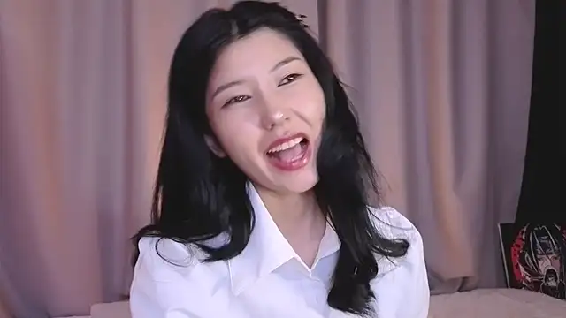 Snapshot of sunarinsun chatting on April 2026 09:49:02 PM sunarinsun online show from April 2026 09:49:02 PM