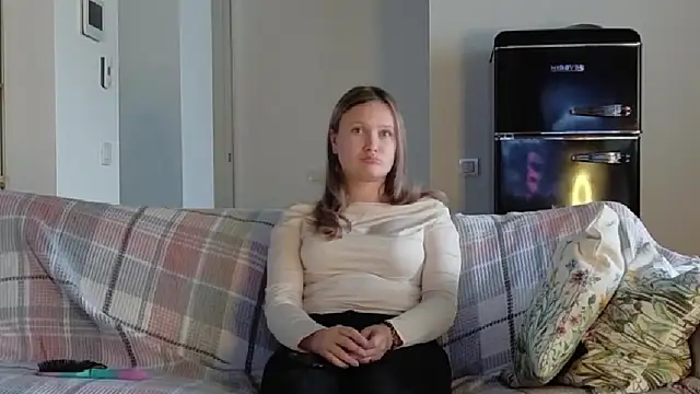 Snapshot of AnnaVyxen chatting on October 2025 02:18:02 PM AnnaVyxen online show from October 2025 02:18:02 PM