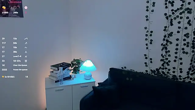 Snapshot of Foxy_blush chatting on November 2025 08:22:02 PM Foxy blush online show from November 2025 08:22:02 PM