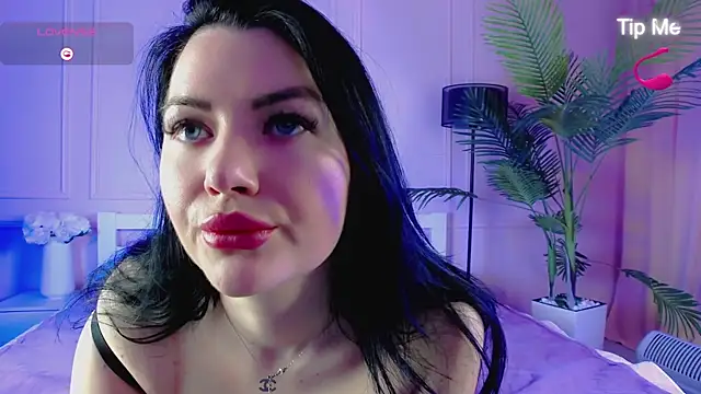 Snapshot of EvaBilss chatting on April 2026 06:16:02 AM EvaBilss online show from April 2026 06:16:02 AM