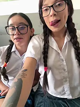 Snapshot of l0lita_sweet chatting on January 2026 03:28:02 PM l0lita sweet online show from January 2026 03:28:02 PM