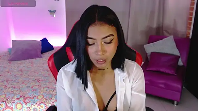Snapshot of ebony_moon1 chatting on October 2025 01:22:02 PM ebony moon1 online show from October 2025 01:22:02 PM