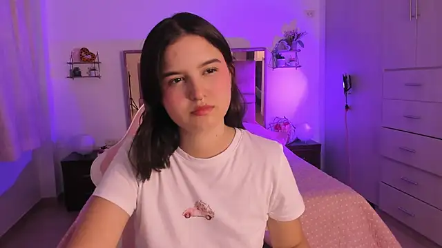 MIACUTEE  online show from March 2026 10:05:02 PM