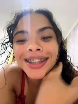 safadinhaquenteW online show from October 2025 10:15:01 PM