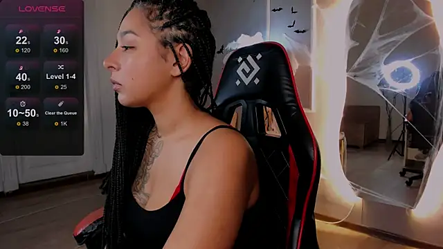 Snapshot of Aisha_Goldstein chatting on November 2025 06:03:01 AM Aisha Goldstein online show from November 2025 06:03:01 AM