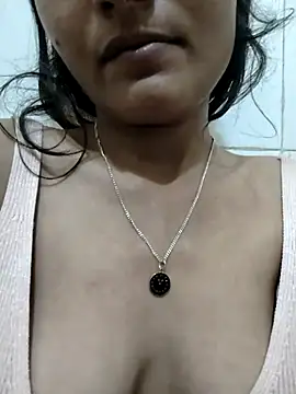 Snapshot of HOTTY_CUTI chatting on October 2025 04:08:02 PM HOTTY CUTI online show from October 2025 04:08:02 PM