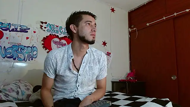 Snapshot of picante70_ chatting on March 2026 11:17:01 AM picante70 online show from March 2026 11:17:01 AM