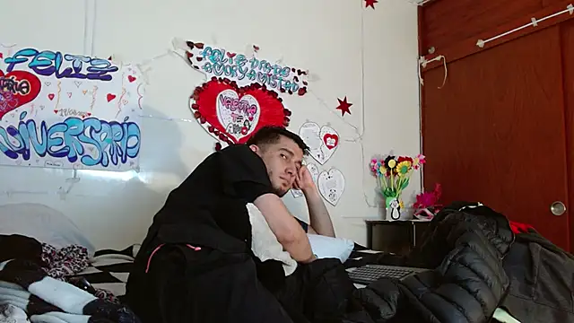 Snapshot of picante70_ chatting on March 2026 06:57:01 PM picante70 online show from March 2026 06:57:01 PM