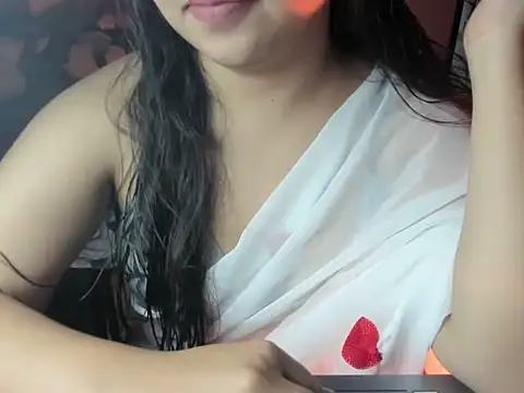 Divya68 online show from December 2025 06:04:02 PM