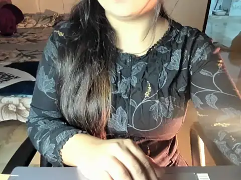 Divya68 online show from December 2025 05:53:01 PM