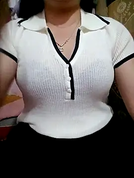 SansanCii online show from February 2026 02:15:01 PM