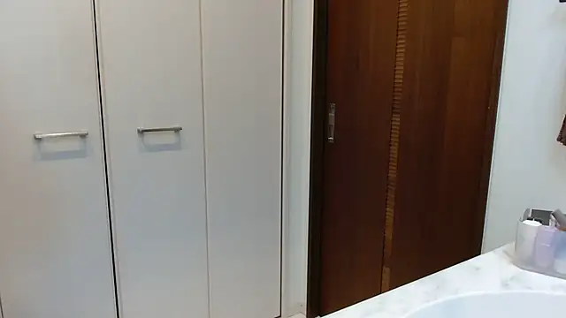 Snapshot of _Ema_ch chatting on April 2026 09:12:01 PM Ema ch online show from April 2026 09:12:01 PM