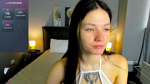 Snapshot of ChillGato chatting on October 2025 01:38:01 AM ChillGato online show from October 2025 01:38:01 AM