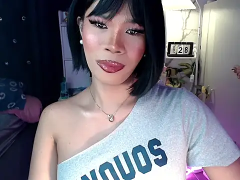 Snapshot of TashaTgirl chatting on June 2026 10:49:02 PM TashaTgirl online show from June 2026 10:49:02 PM