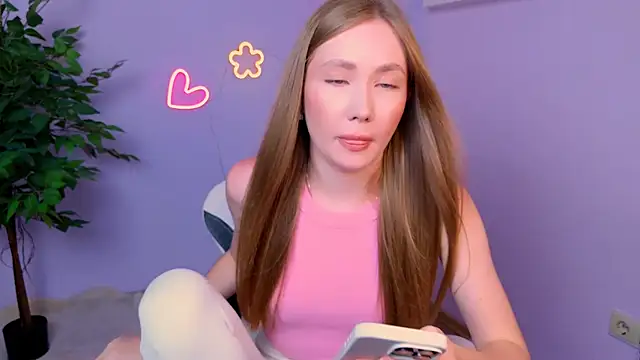 Snapshot of EllyColins chatting on July 2026 03:24:02 AM EllyColins online show from July 2026 03:24:02 AM