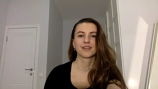 Snapshot of Melivorra chatting on April 2026 08:54:02 PM Melivorra online show from April 2026 08:54:02 PM