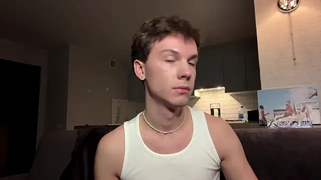 Jeremy1Scott online show from November 2025 03:16:02 AM