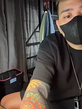 Snapshot of Han_Wolf_830 chatting on April 2026 12:36:02 PM Han Wolf 830 online show from April 2026 12:36:02 PM