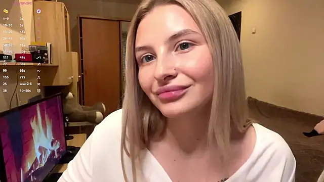 VictoriaMystery online show from November 2025 01:43:01 PM