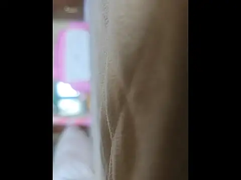 Snapshot of Babiwife chatting on November 2025 05:44:01 PM Babiwife online show from November 2025 05:44:01 PM