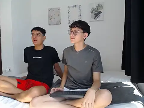 SpritzBoys online show from October 2025 02:06:02 PM