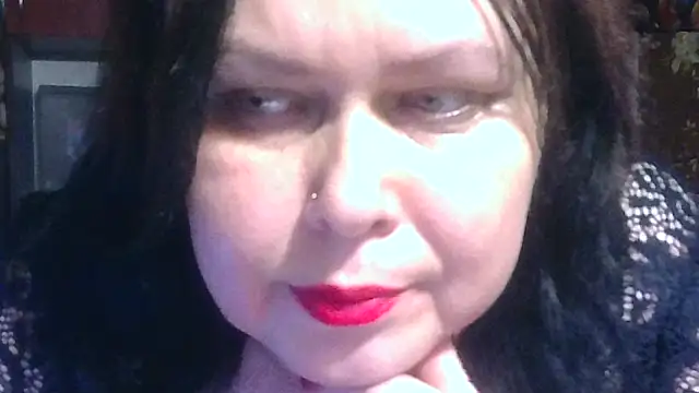 CharleeKendall online show from November 2025 12:49:01 PM