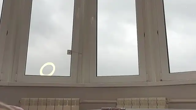 lilia Nilsson online show from November 2025 04:47:01 AM