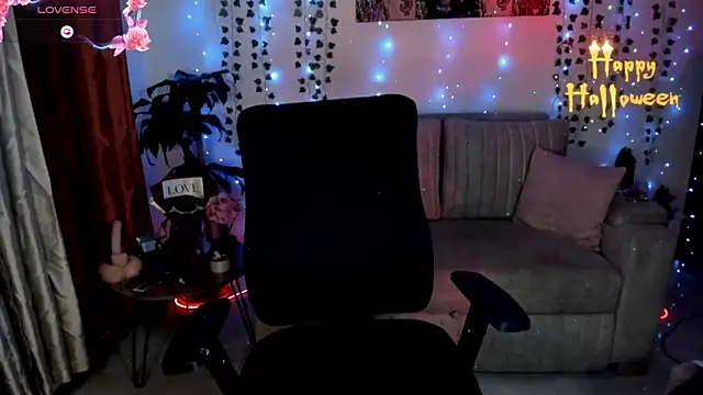 Snapshot of Lizz_martins chatting on October 2025 02:45:02 AM Lizz martins online show from October 2025 02:45:02 AM