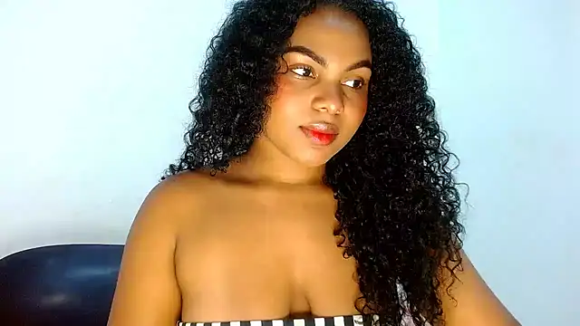 Valerii smithh online show from December 2025 11:01:02 PM