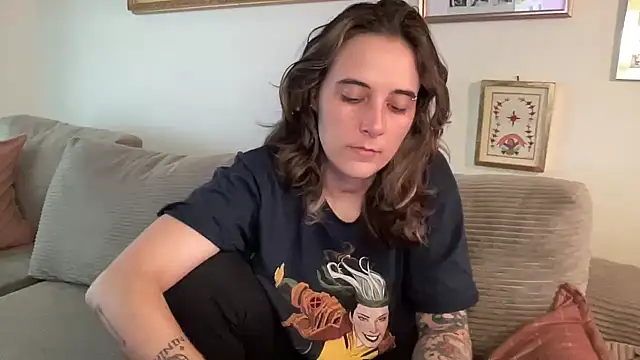 lill daddysgirl online show from February 2026 08:32:01 PM