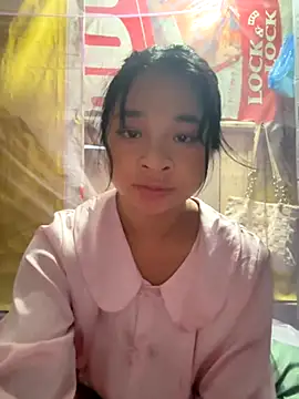 Snapshot of Linh-xxx chatting on October 2025 10:54:02 PM Linh-xxx online show from October 2025 10:54:02 PM