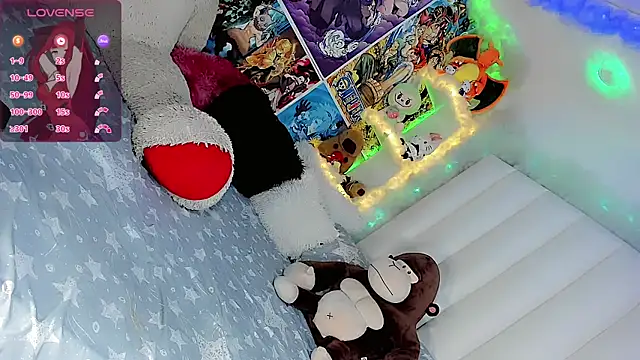 Snapshot of Estefany_Leeon chatting on November 2025 03:56:02 PM Estefany Leeon online show from November 2025 03:56:02 PM