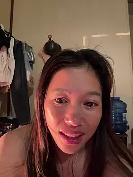 Snapshot of -Paige- chatting on April 2026 11:03:02 PM -Paige- online show from April 2026 11:03:02 PM