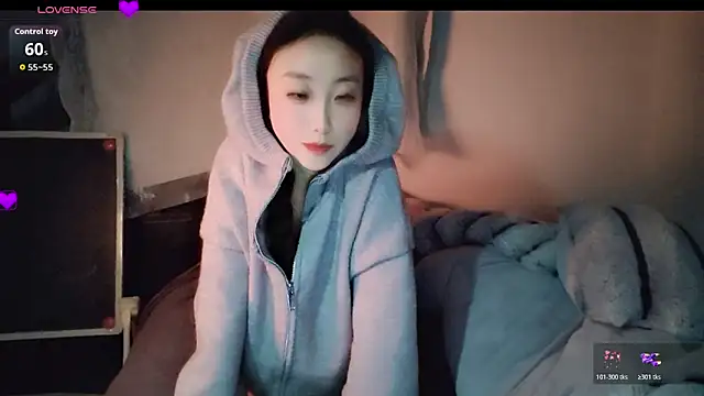 hyp0crite online show from December 2025 03:21:02 PM