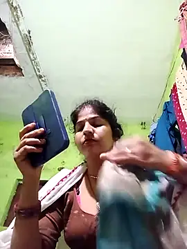 Karishma cute online show from October 2025 06:41:01 PM