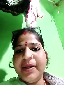 Karishma cute online show from January 2026 02:32:01 PM