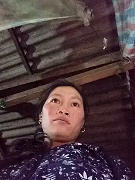 siusiu-00 online show from October 2025 01:33:02 PM