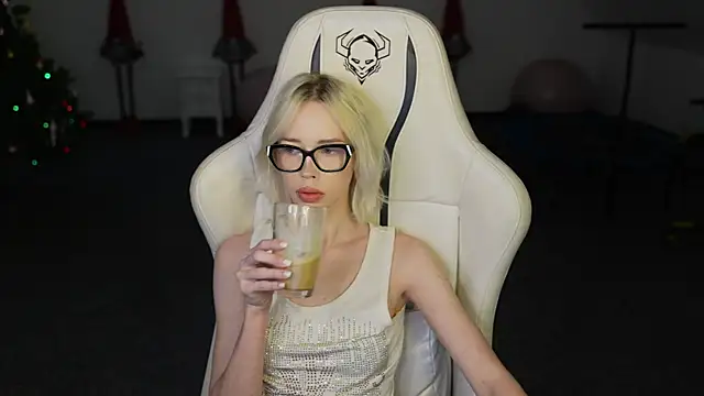 Jessica start online show from December 2025 11:16:02 AM