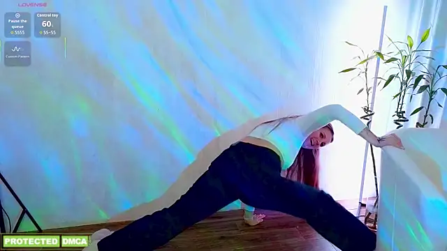 Snapshot of Amy__Leee_ chatting on April 2026 02:29:02 PM Amy Leee online show from April 2026 02:29:02 PM