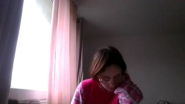 LuckySLove online show from February 2026 03:32:01 PM