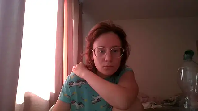 LuckySLove online show from July 2026 03:29:02 PM